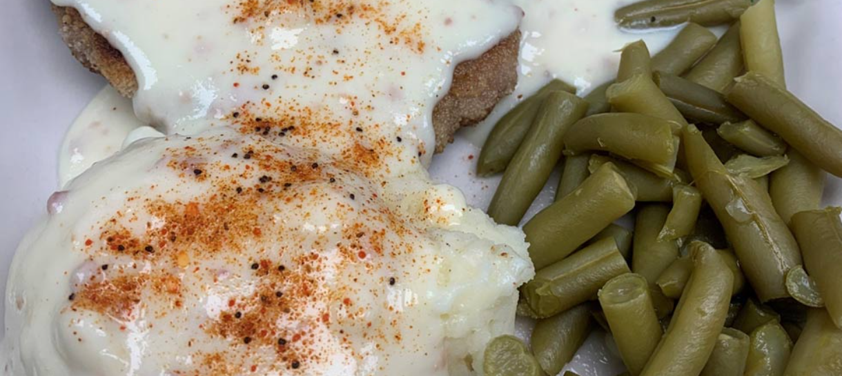 Chicken fried steak with white gravy